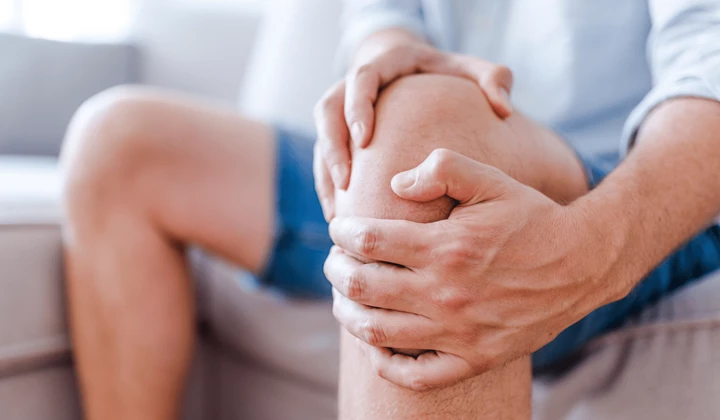 Kurkuma ondersteunt de gewrichten De bioactieve stof die in kurkuma zit, curcumine, wordt vaak gebruikt om de soepelheid in spieren en gewrichten te behouden.