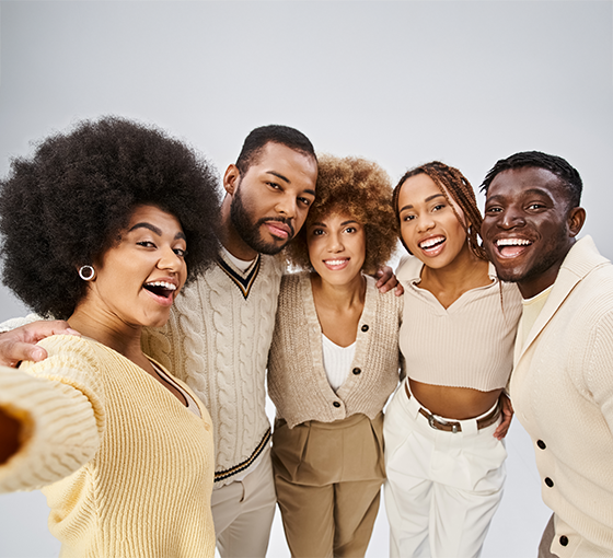 Personnes à la peau foncée