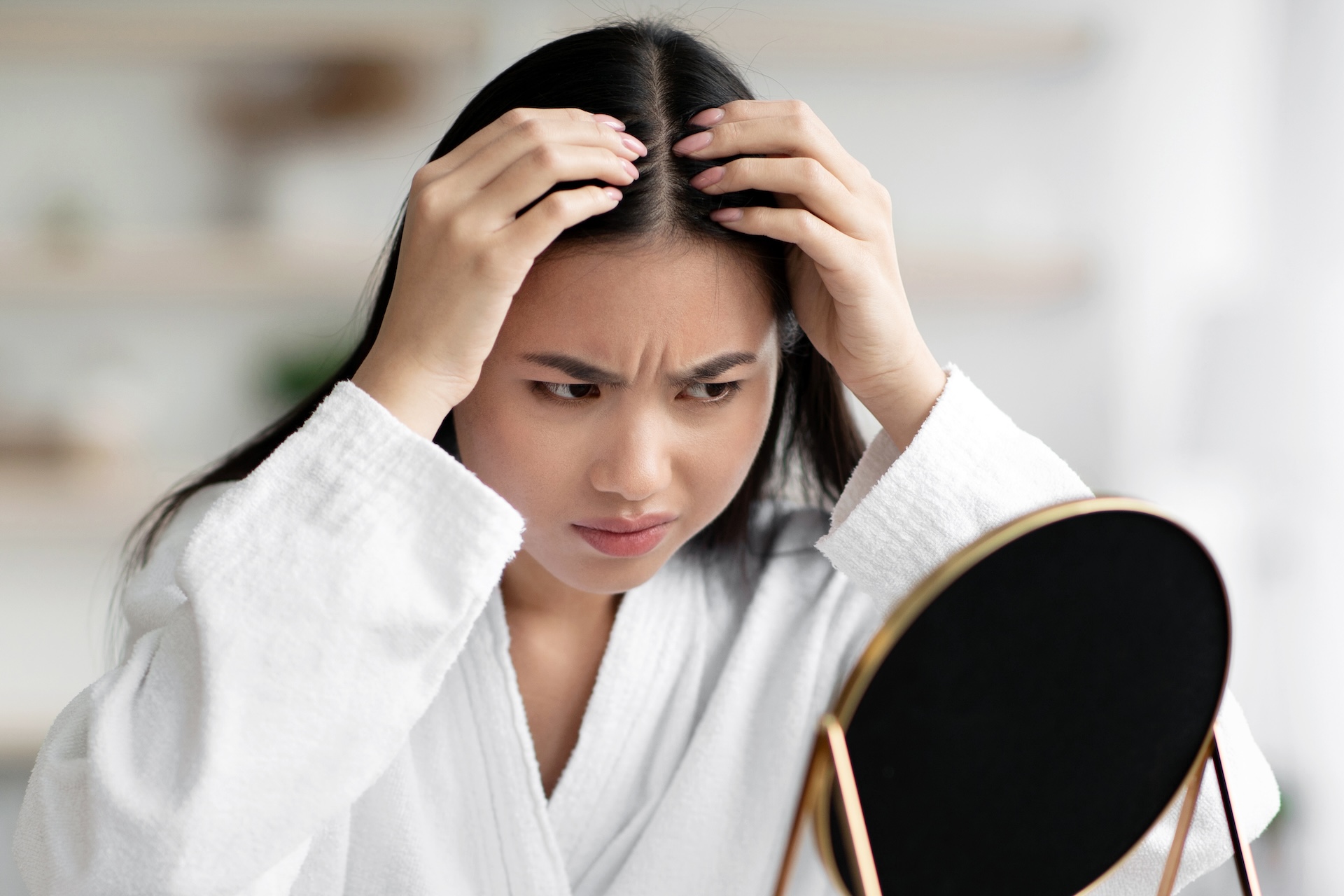 Hoe herken je haaruitval door stress bij vrouwen: signalen en herstelmogelijkheden