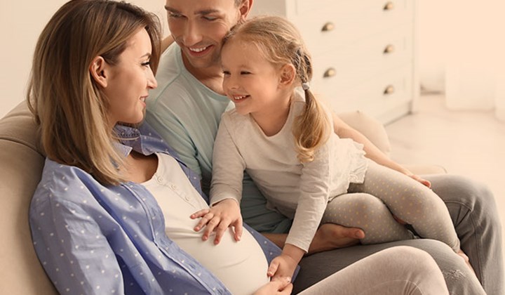 Femmes enceintes  Pour renforcer les os de votre bébé à naître, un supplément de vitamine D aide.