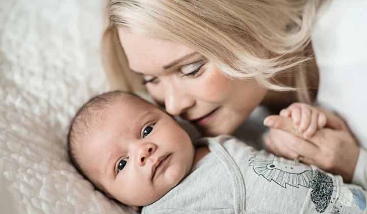 Lactobacillus reuteri Protectis kent zijn oorsprong bij moedermelk Via een natuurlijke geboorte alsook via de moedermelk krijgt een baby zijn eerste bacteriën mee. Net die eerste bacteriën bepalen het darmflora van de baby voor de rest van zijn leven.