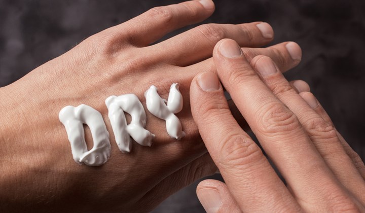 Mensen met een droge huid hebben vaker last van eczeem.