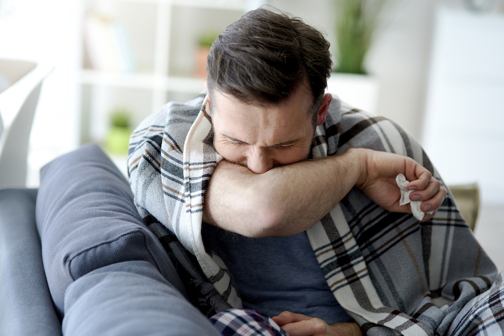 Un spray nasal aide à soulager les allergies telles que le rhume des foins